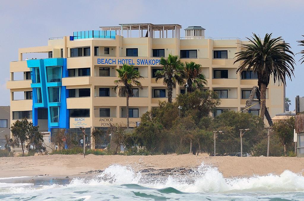 Beach Hotel Swakopmund Exterior photo